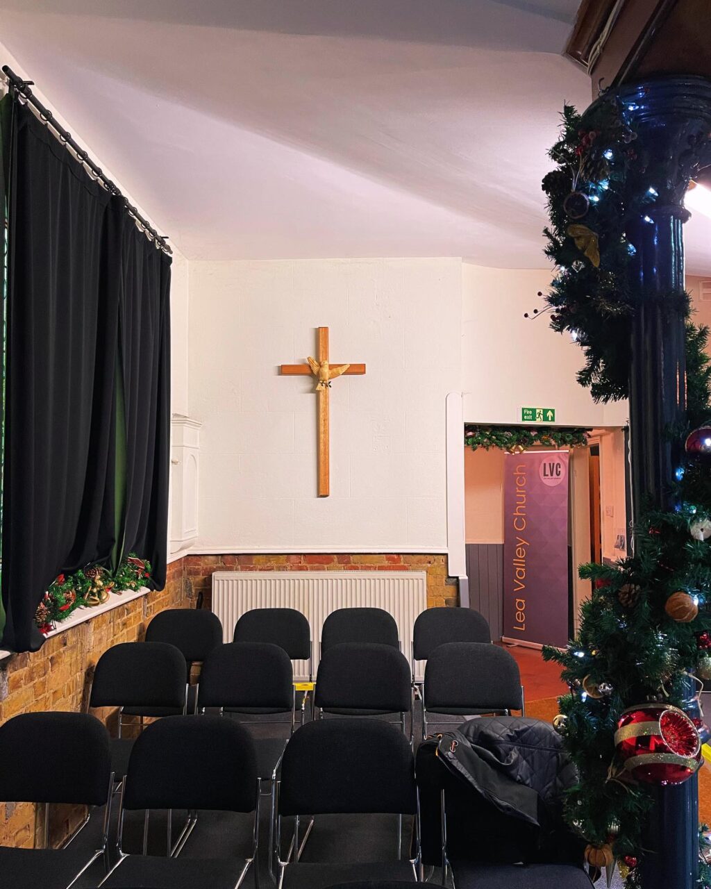 Instagram post from carvings_by_brett. This post is in position 1.