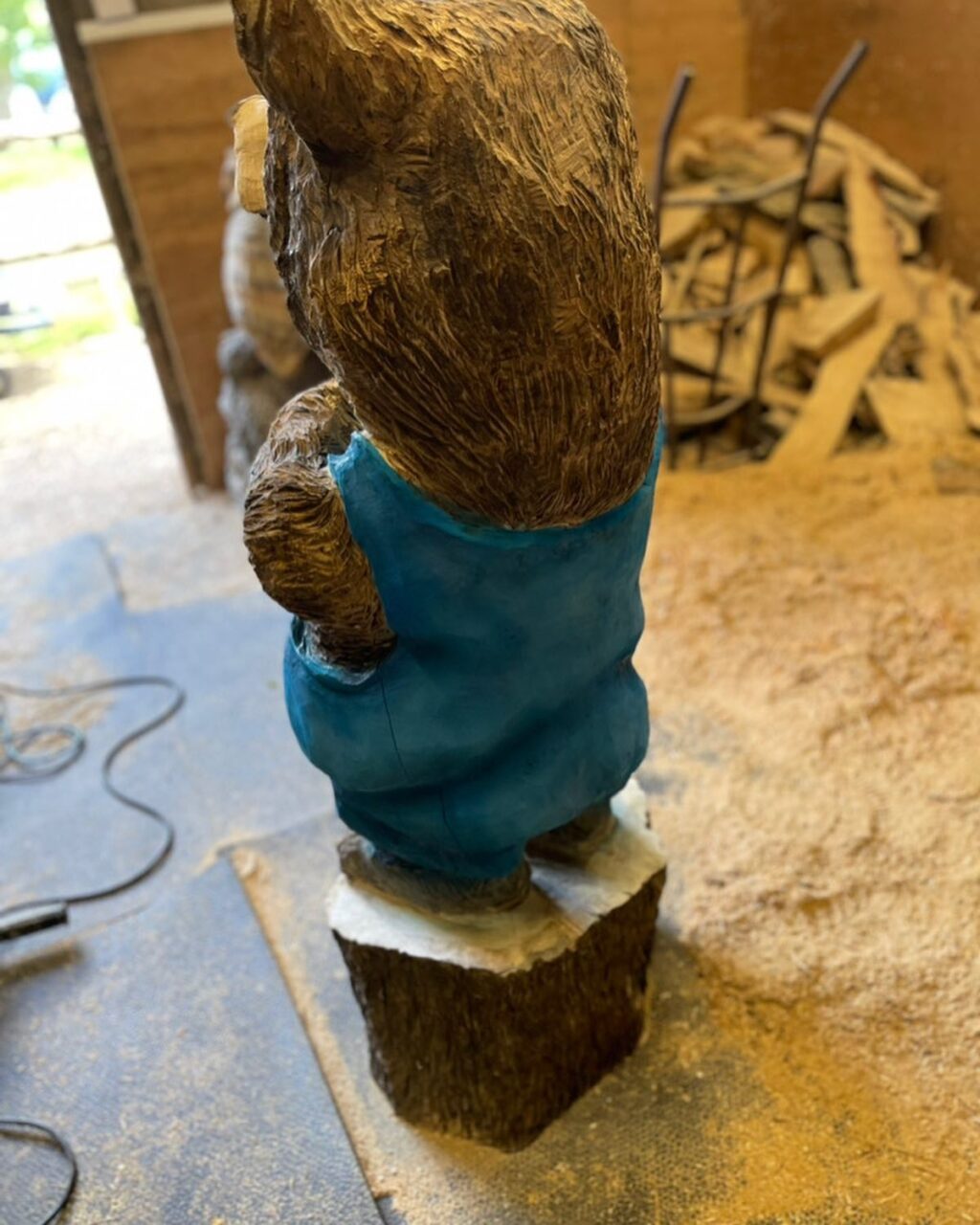 Instagram post from carvings_by_brett. This post is in position 2.