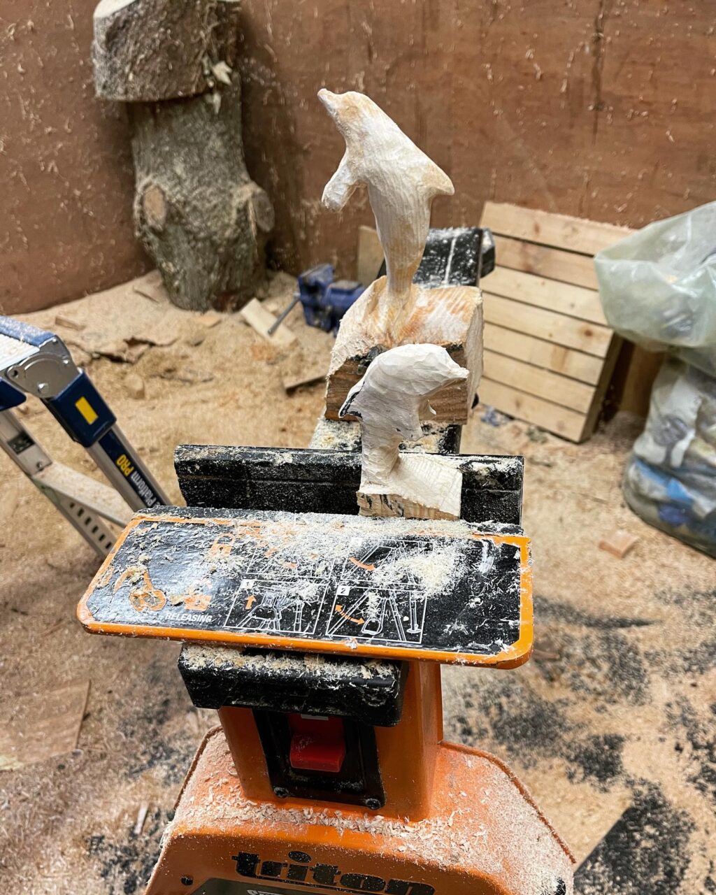 Instagram post from carvings_by_brett. This post is in position 2.