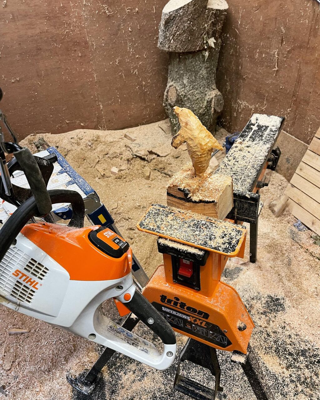 Instagram post from carvings_by_brett. This post is in position 4.